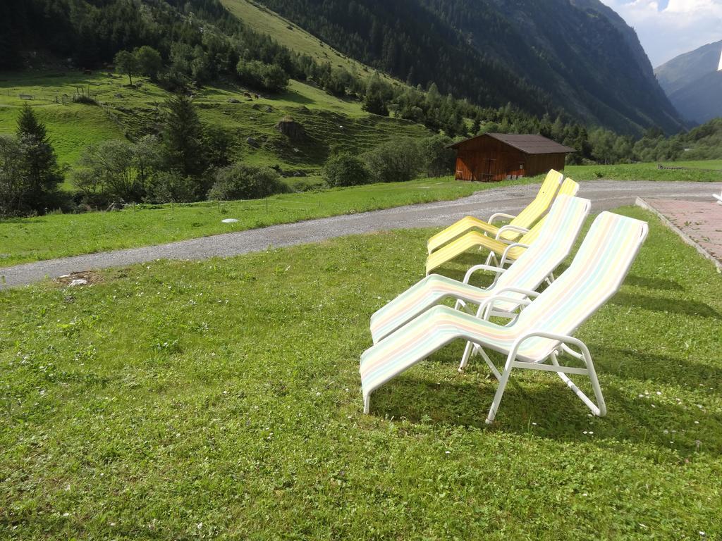 Koeflerhof Appartements Sankt Leonhard im Pitztal Exterior photo