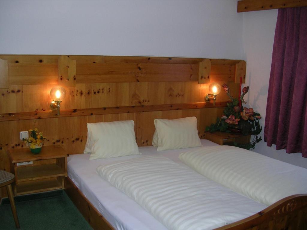 Koeflerhof Appartements Sankt Leonhard im Pitztal Room photo